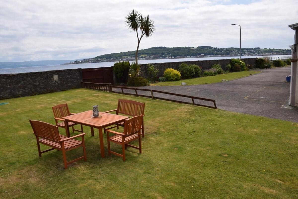 One Marine Place Port Bannatyne 客房 照片
