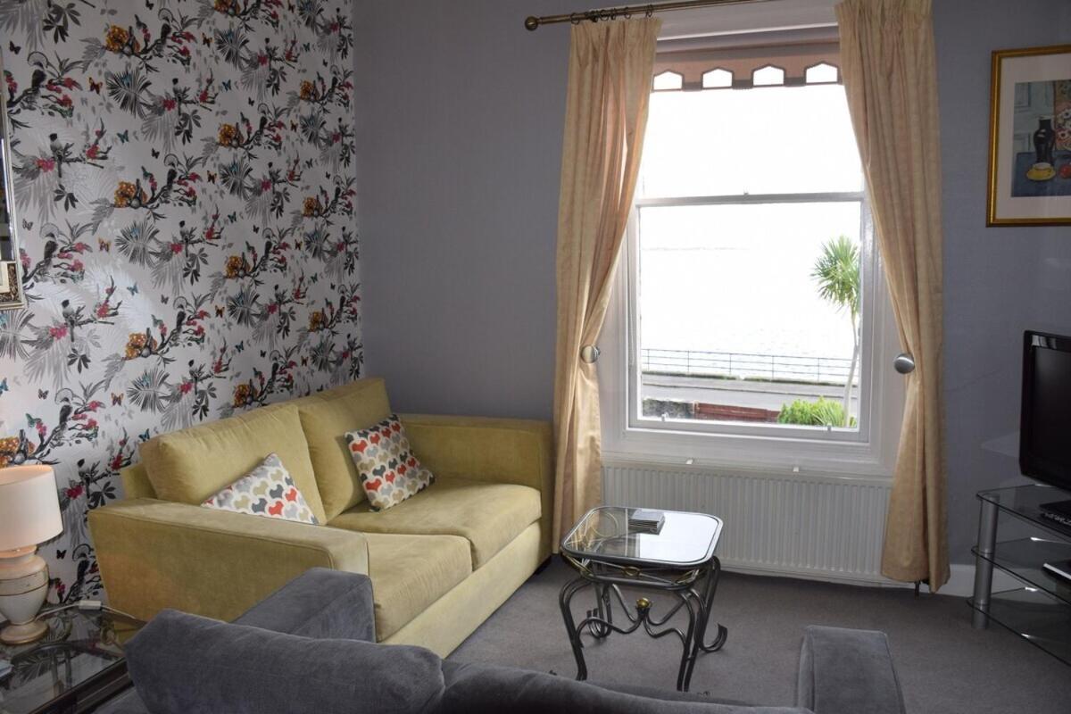 One Marine Place Port Bannatyne 客房 照片